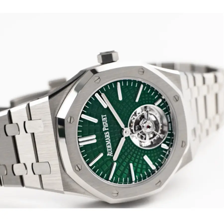 Audemars Piguet Royal Oak Chronograph 26534TI.OO.1220TI.01 photograph 2